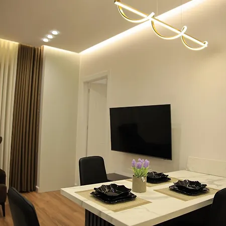 Lm Apartament Tirana
